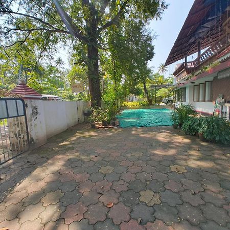 'Marari Johns Homestay' Mararikulam, Alappuzha Extérieur photo