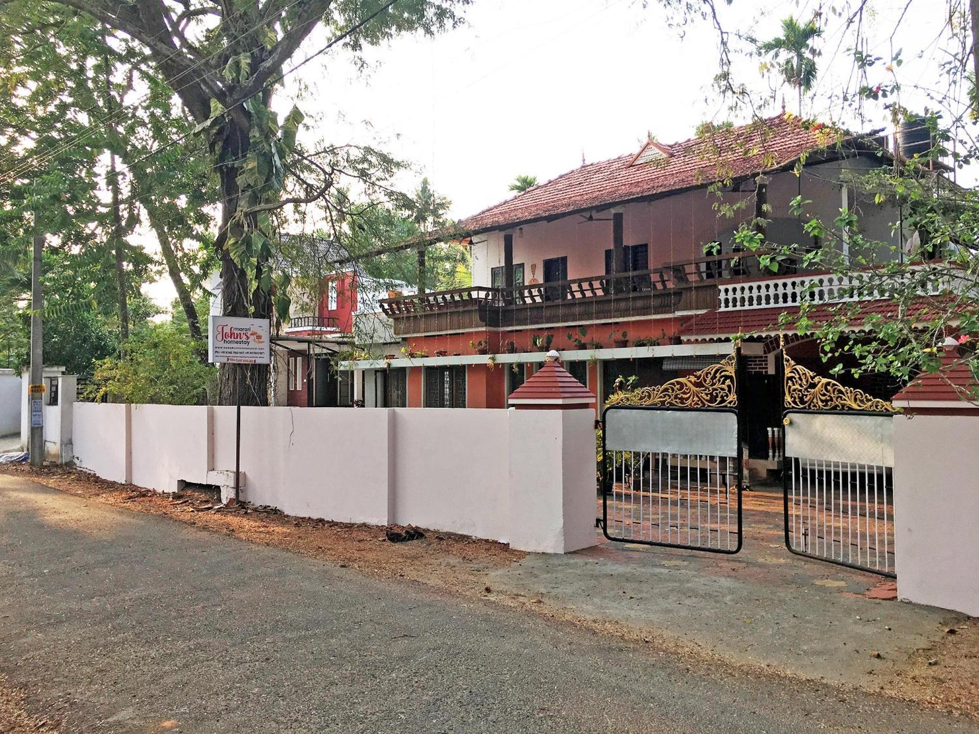 'Marari Johns Homestay' Mararikulam, Alappuzha Extérieur photo